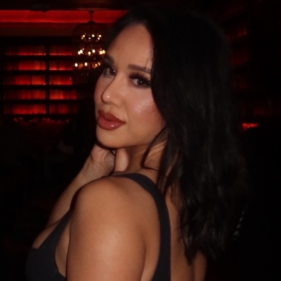 vickyn_